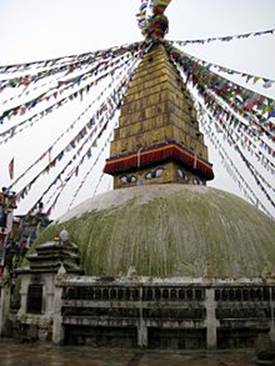 http://upload.wikimedia.org/wikipedia/commons/thumb/8/83/Chabahil.stupa.jpg/220px-Chabahil.stupa.jpg